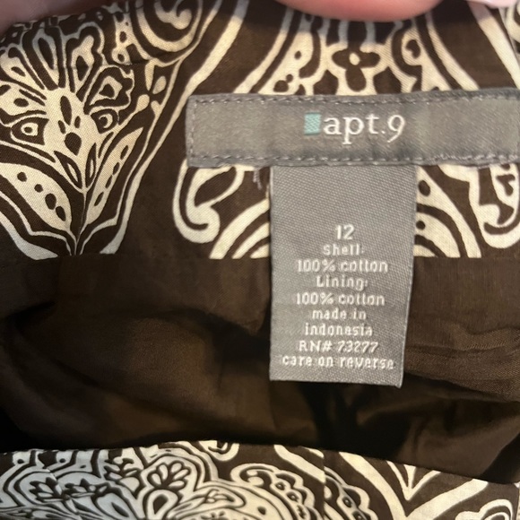 SOLD!!!
Apt. 9 MIDI Skirt Size 12 - Picture 6 of 7